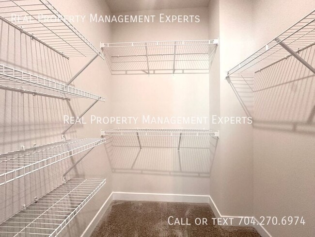 Building Photo - 1410 Newell Towns Ln