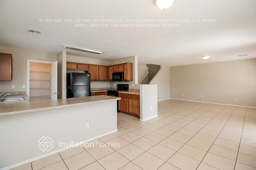 Building Photo - 3417 W Wayland Dr