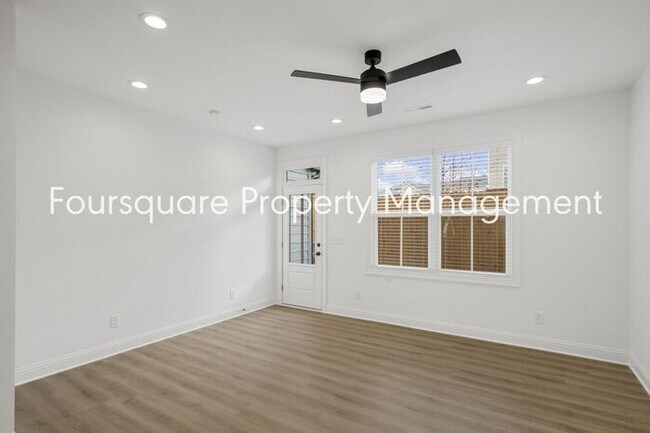 Building Photo - Modern 4-Bed / 3.5-Bath Townhome with Main Level Hard-Surface Floors , Back Patio – Easy Access t...