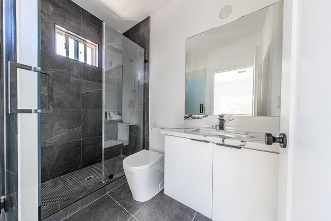 Building Photo - 1954 Purdue Ave