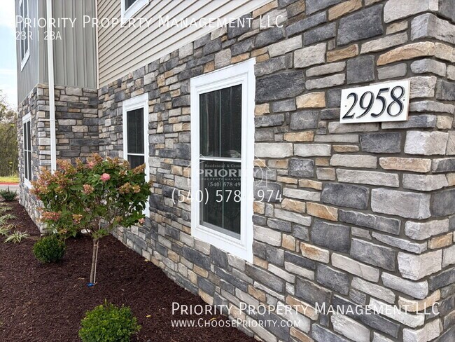 Building Photo - 2958 Locust Grv Ct