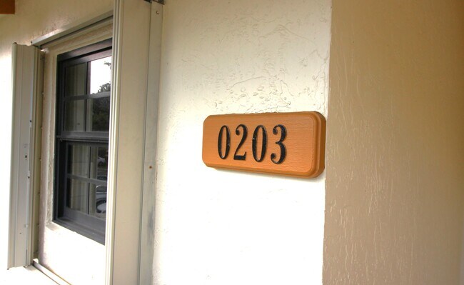 Building Photo - 2900 Olivewood Terrace