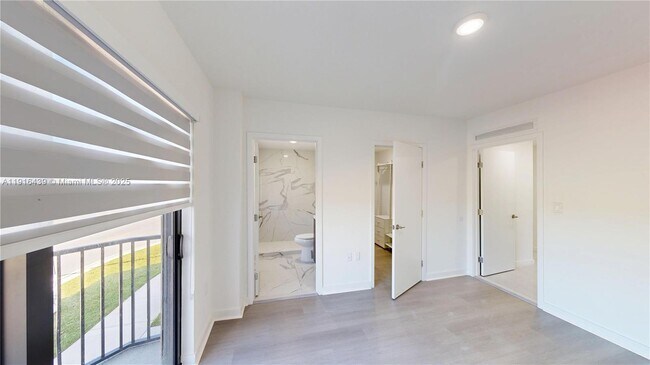 Building Photo - 14546 SW 260th St