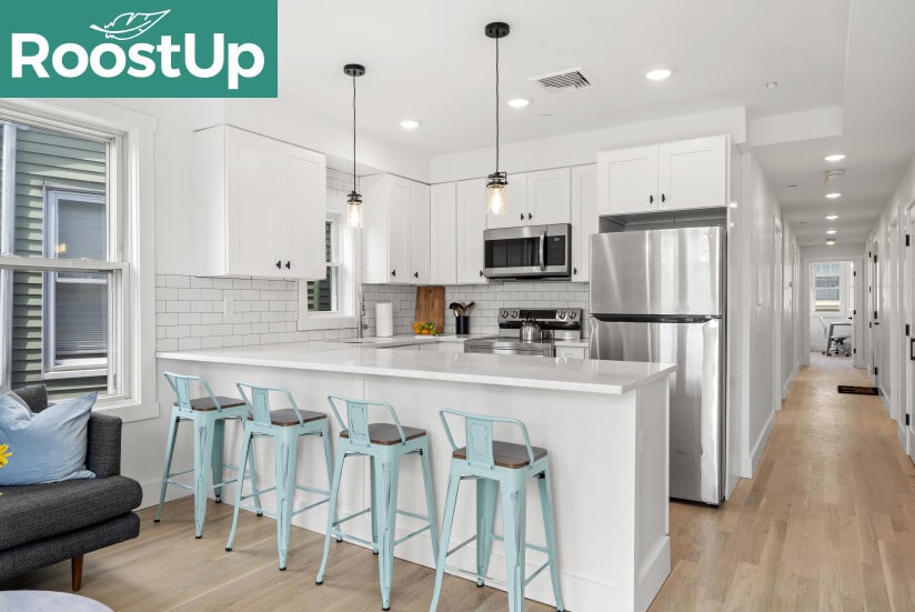 Building Photo - Furnished Bedroom with Private Bath in South Boston