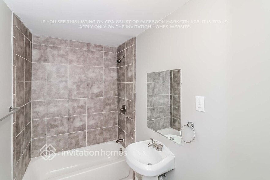 Building Photo - 3014 Estuary Ridge