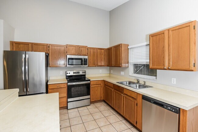 Building Photo - 2635 Cahill Way