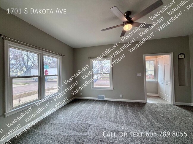 Building Photo - 1701 S Dakota Ave