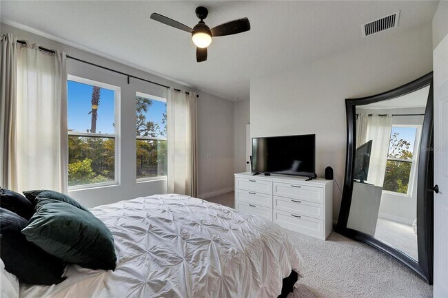 Building Photo - 5541 Del Coronado Dr