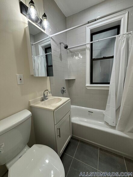 Building Photo - 1144 Commonwealth Ave