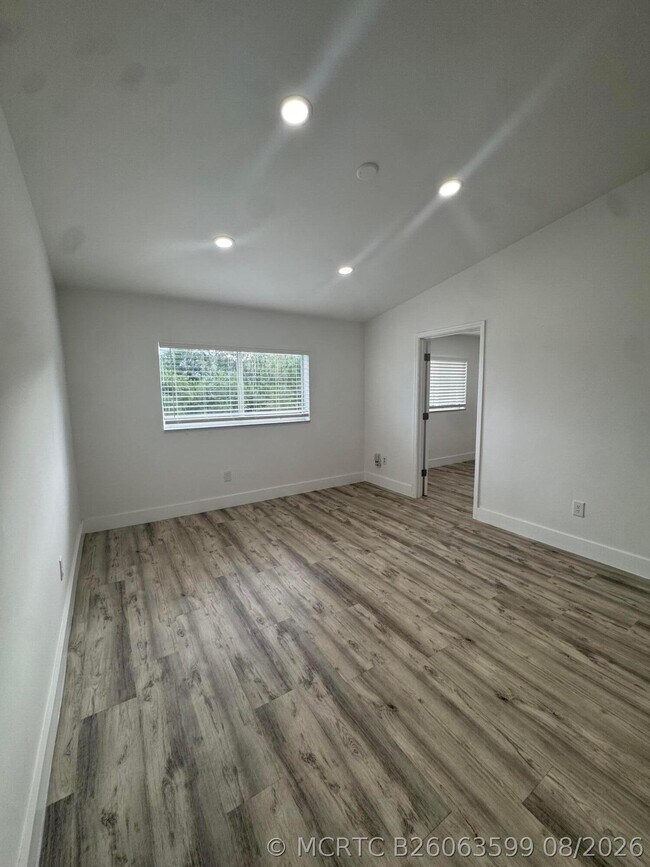 Building Photo - 3610 N 56th Ave