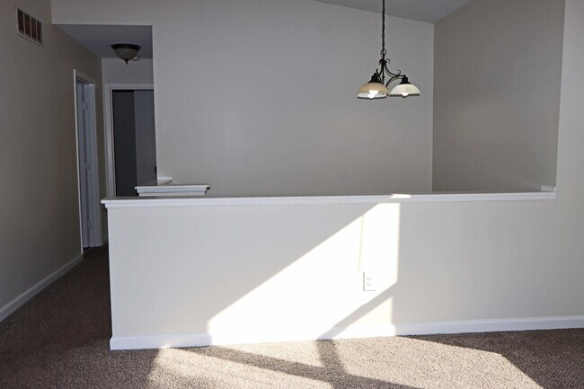 Building Photo - 7701 Flynnway Dr