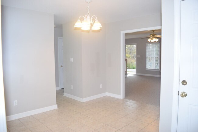 Building Photo - Hollar Duplex Conover