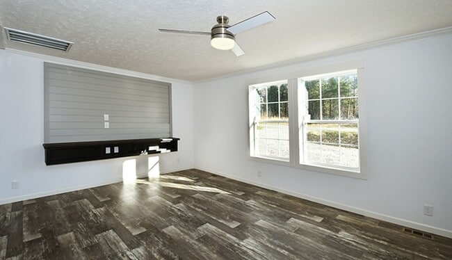 Building Photo - 5433 King Wilkinson Rd