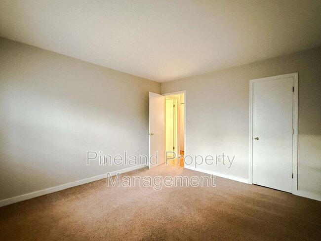 Building Photo - 2740 George Owen Rd