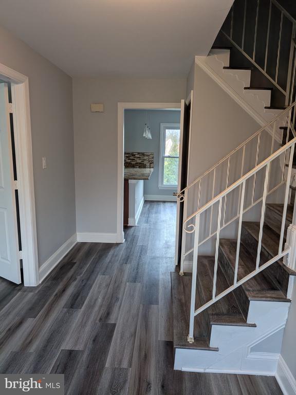 Building Photo - 1516 Coat Ridge Rd