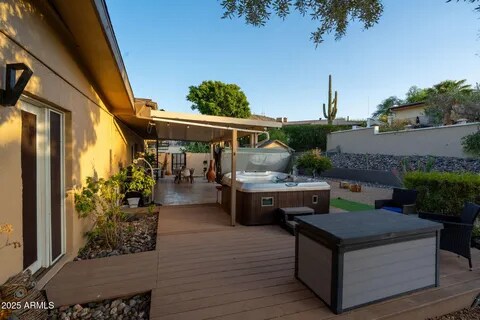 Building Photo - 13034 N 8th Ave