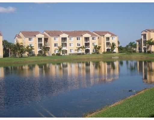 Building Photo - 2360 E Preserve Way