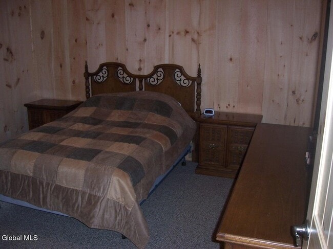 Building Photo - 220 Birchwood Pl