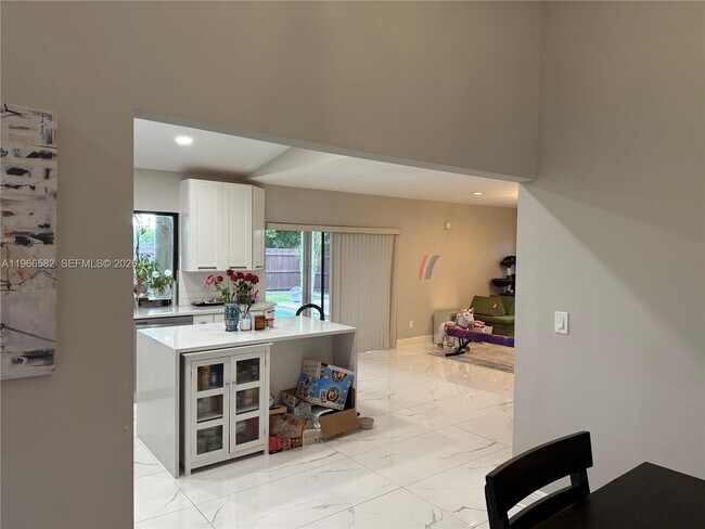 Building Photo - 20888 Sugarloaf Ln