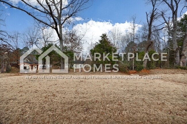 Building Photo - 174 River Pointe Dr