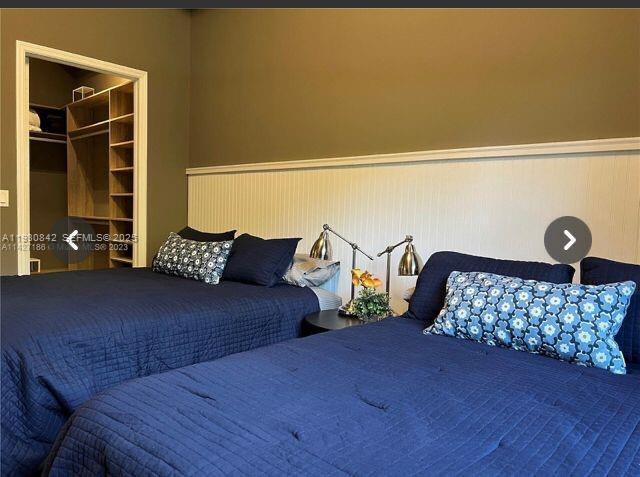 Building Photo - 20000 E Country Club Dr