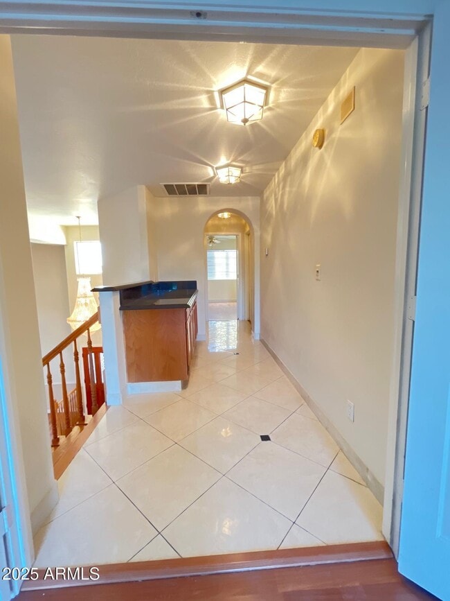 Building Photo - 5545 W Wethersfield Dr