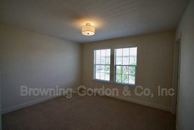 Building Photo - 797 Ravensdowne Dr