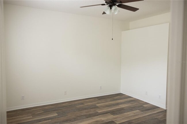Building Photo - 8561 Acorn Ridge Ct
