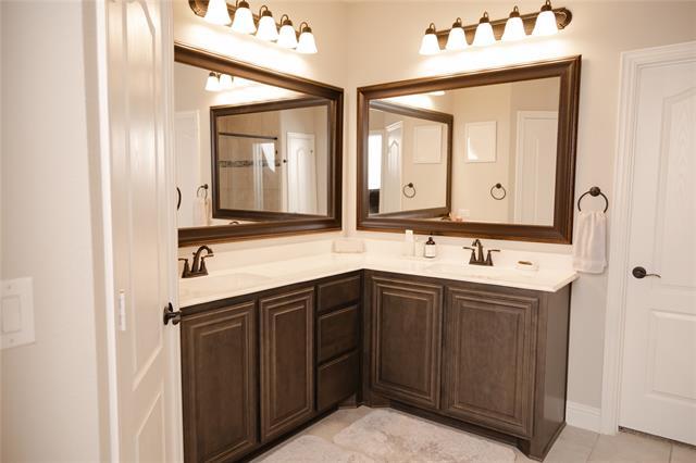 Building Photo - 4147 Lagoon Pl