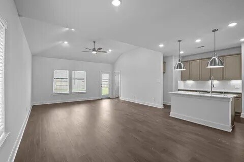 Building Photo - 17322 Silver Birch Ct