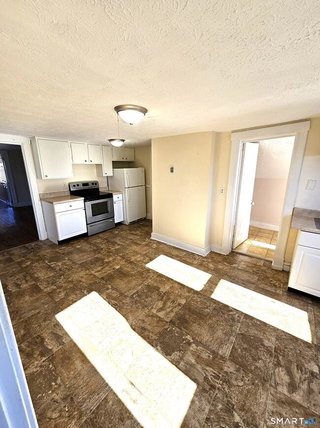 Building Photo - 37 Bloomfield Ave