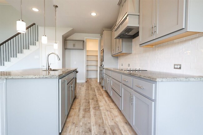 Building Photo - 317 Monument Hill Dr