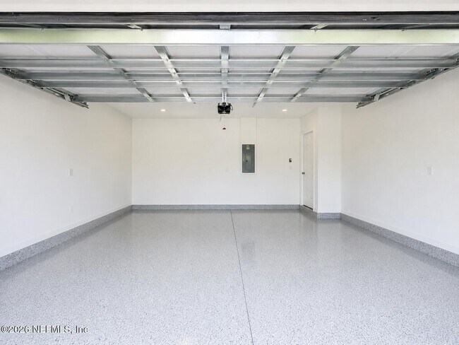 Building Photo - 112 Wrensong Pl