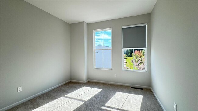 Building Photo - 1475 Creekside Cir NW