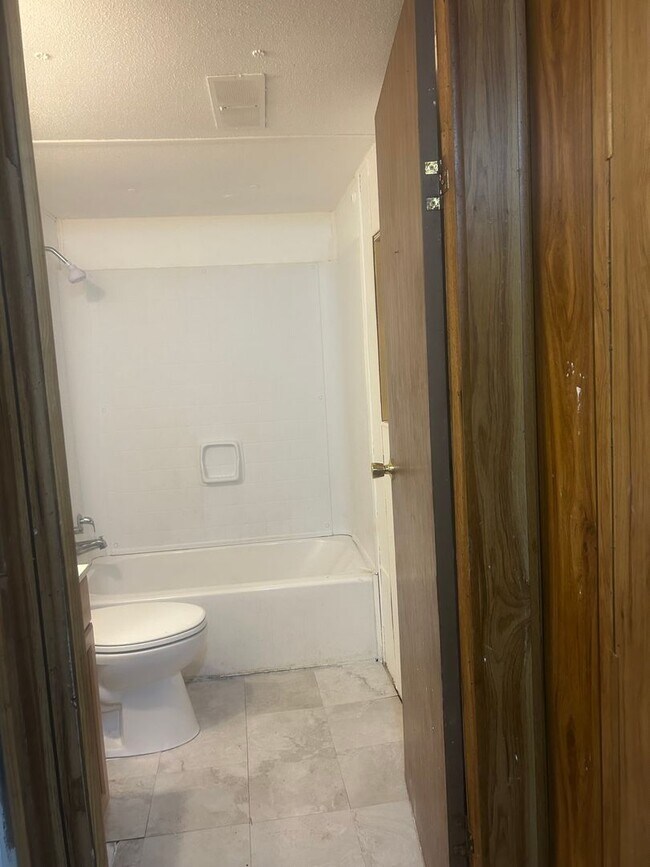 Building Photo - Attention Section 8 Vouchers! Available Now! Rent this 3 bedroom home in Aiken!