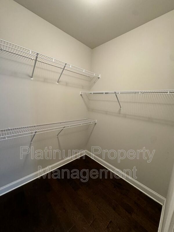 Building Photo - 4220 Deming Cir