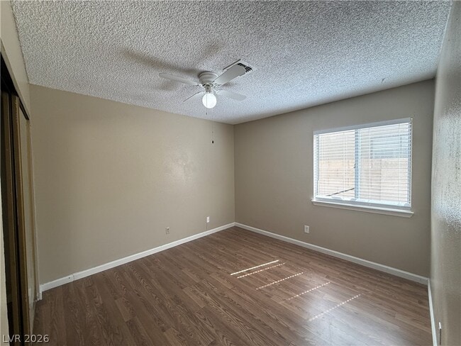 Building Photo - 1912 Harvest Dr