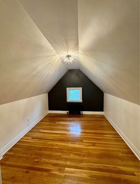 Building Photo - 612 Union St