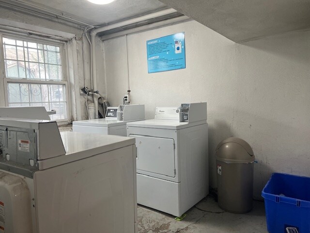 Building Photo - 342 Highland Ave