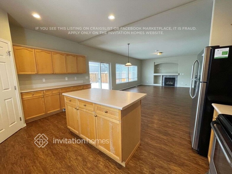 Building Photo - 9414 173rd St Ct E