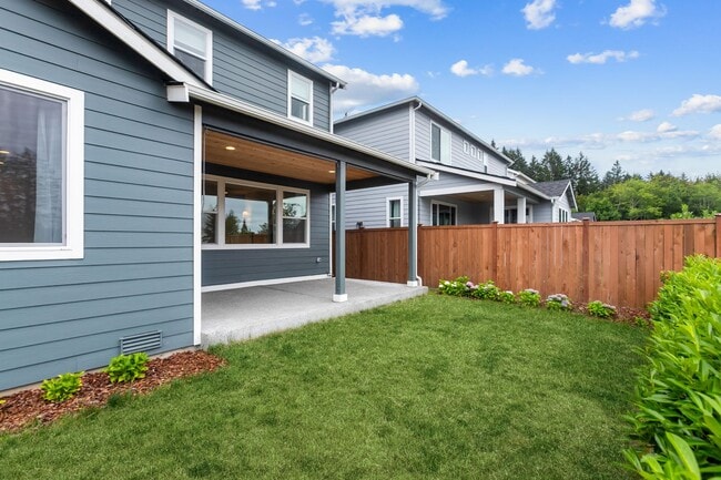 Building Photo - Spacious Two-Story in Port Orchard