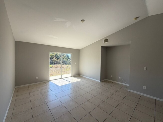 Building Photo - 4763 22nd St SW