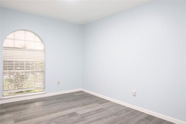 Building Photo - 113 S Spring Creek Dr