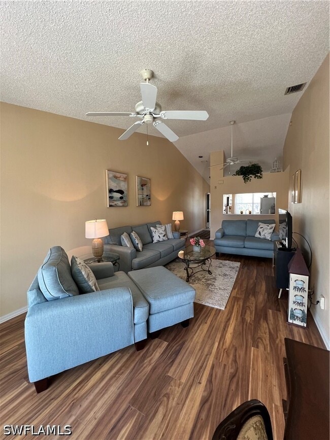 Building Photo - 185 Grand Oaks Way