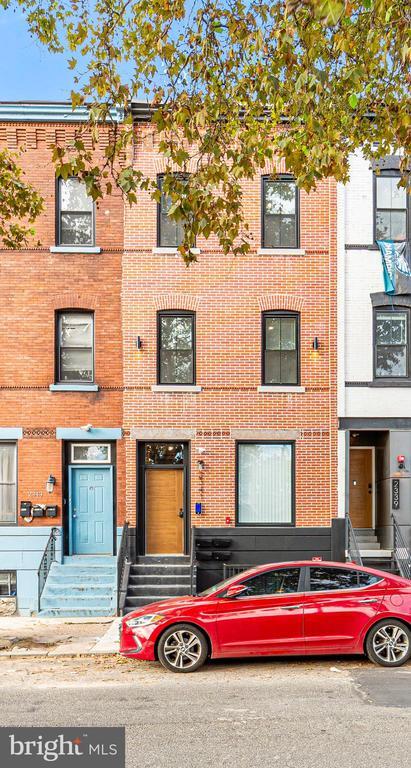Building Photo - 2341 N College Ave