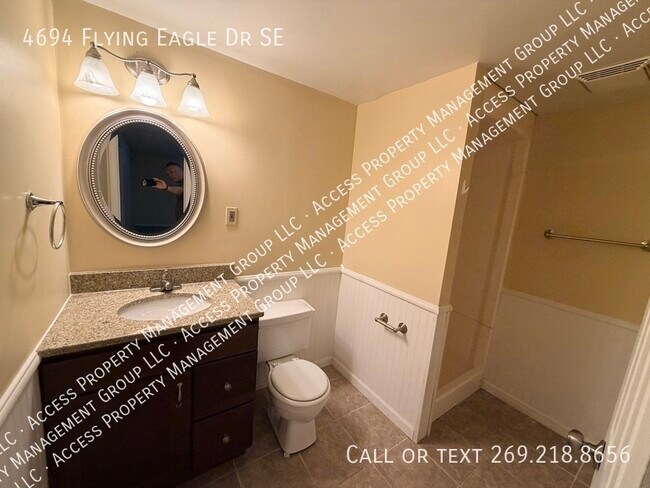 Building Photo - 4694 Flying Eagle Dr SE