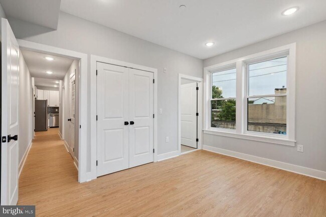 Building Photo - 2454 N 2nd St