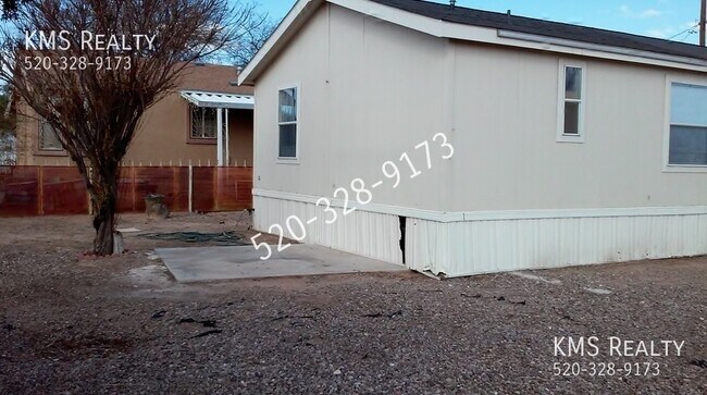 Building Photo - 6269 S Randall Blvd