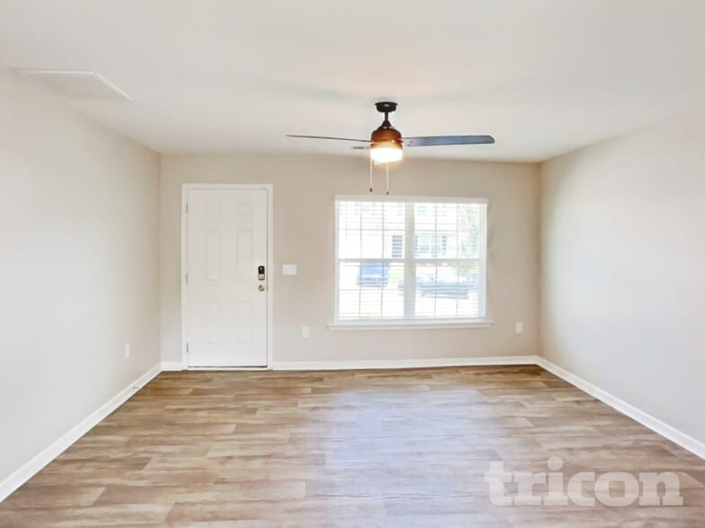 Building Photo - 934 Bosemon St