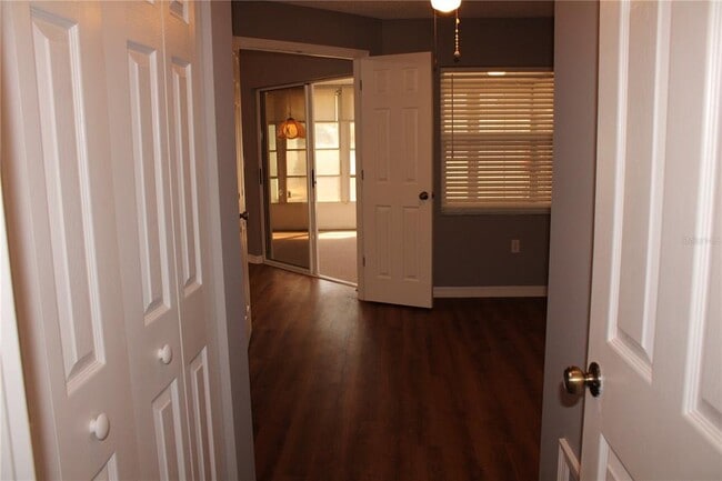 Building Photo - 1507 Lantana Ct